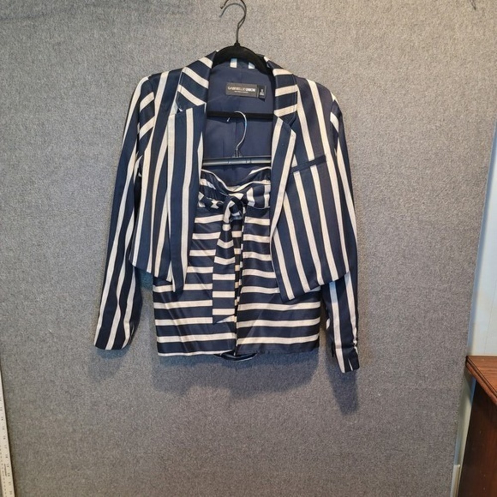 Gabrielle Union For New York & Co Striped Blazer & Short Set Sm Nautical Riviera